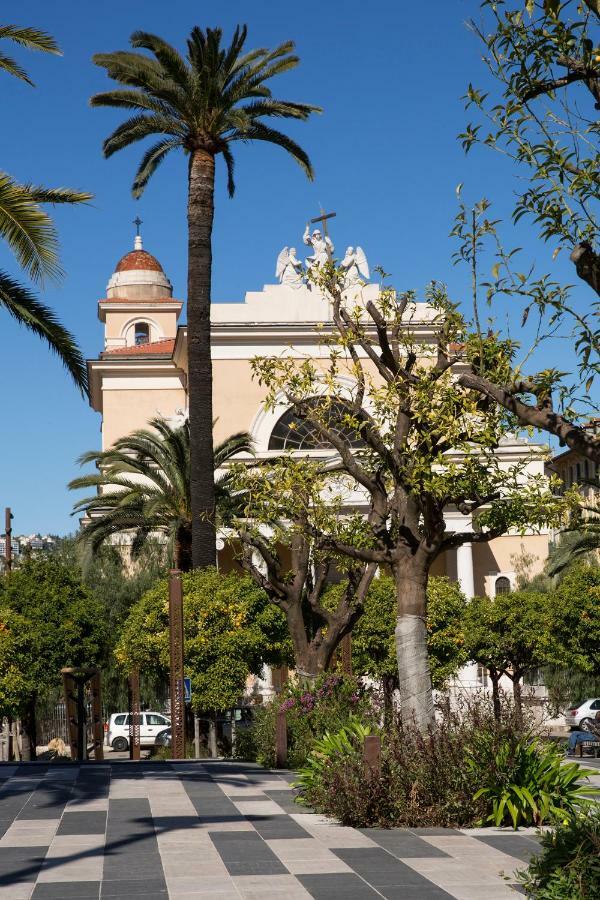 France-Studio-Nice-Carre D'Or Luaran gambar